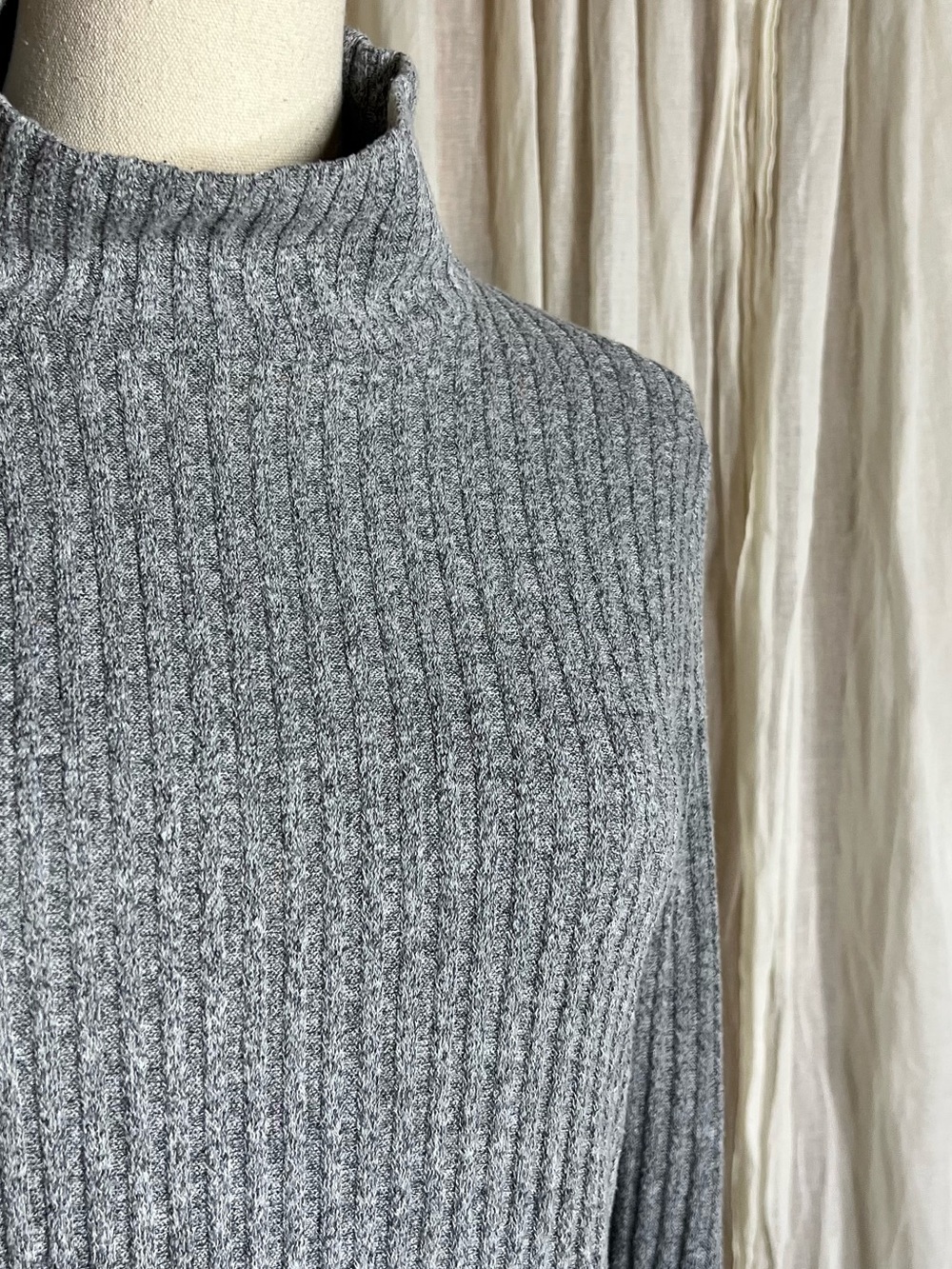 Wilfred Free Mariel Gray Ribbed Knit Turtleneck Dress - Picture 3 of 6